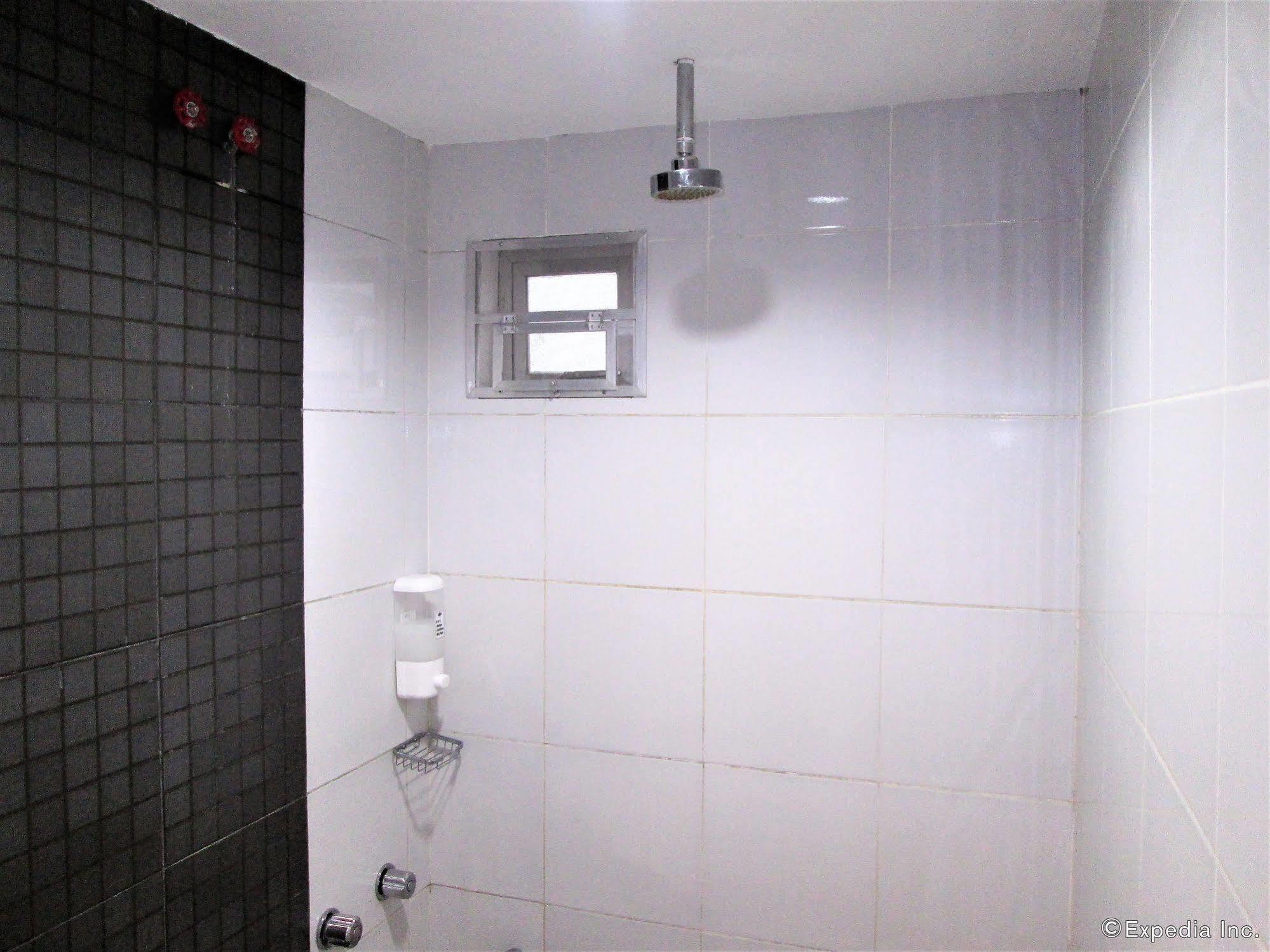 G-Galyx Inn Hotel Cagayan de Oro Ngoại thất bức ảnh