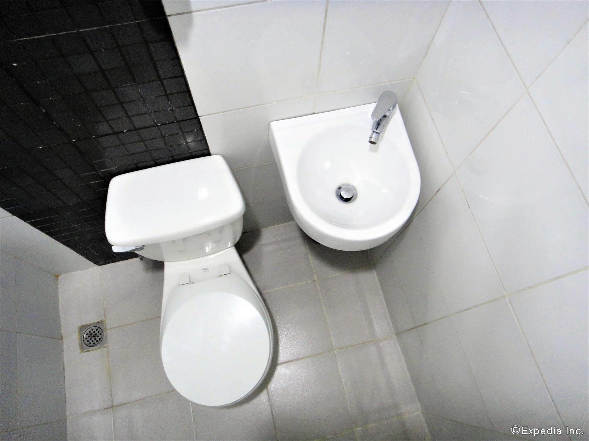 G-Galyx Inn Hotel Cagayan de Oro Ngoại thất bức ảnh