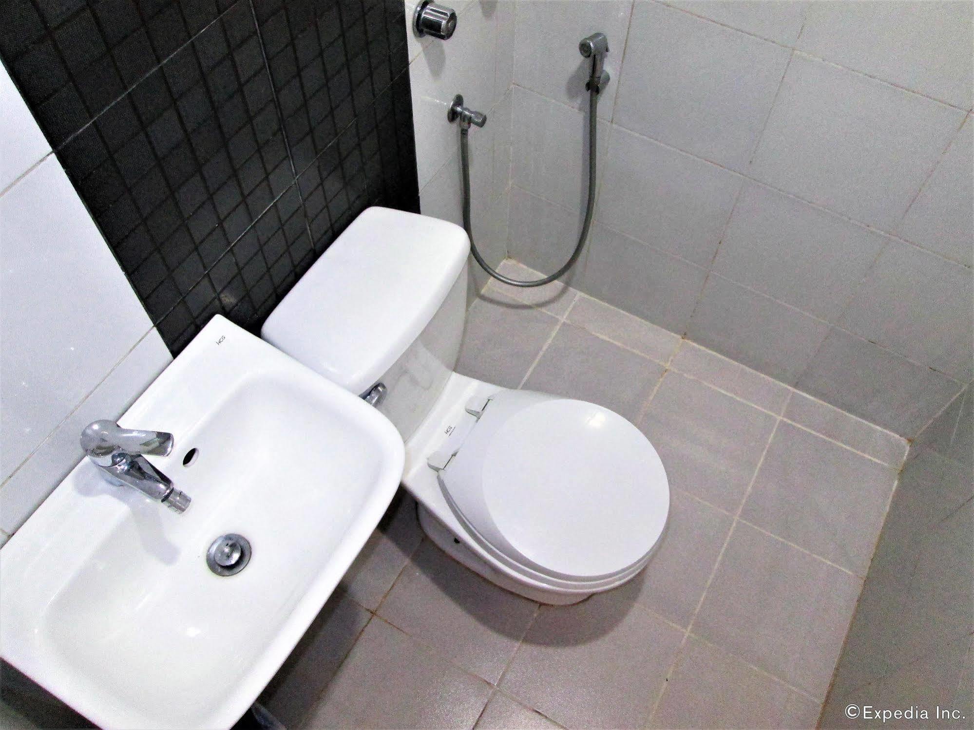 G-Galyx Inn Hotel Cagayan de Oro Ngoại thất bức ảnh