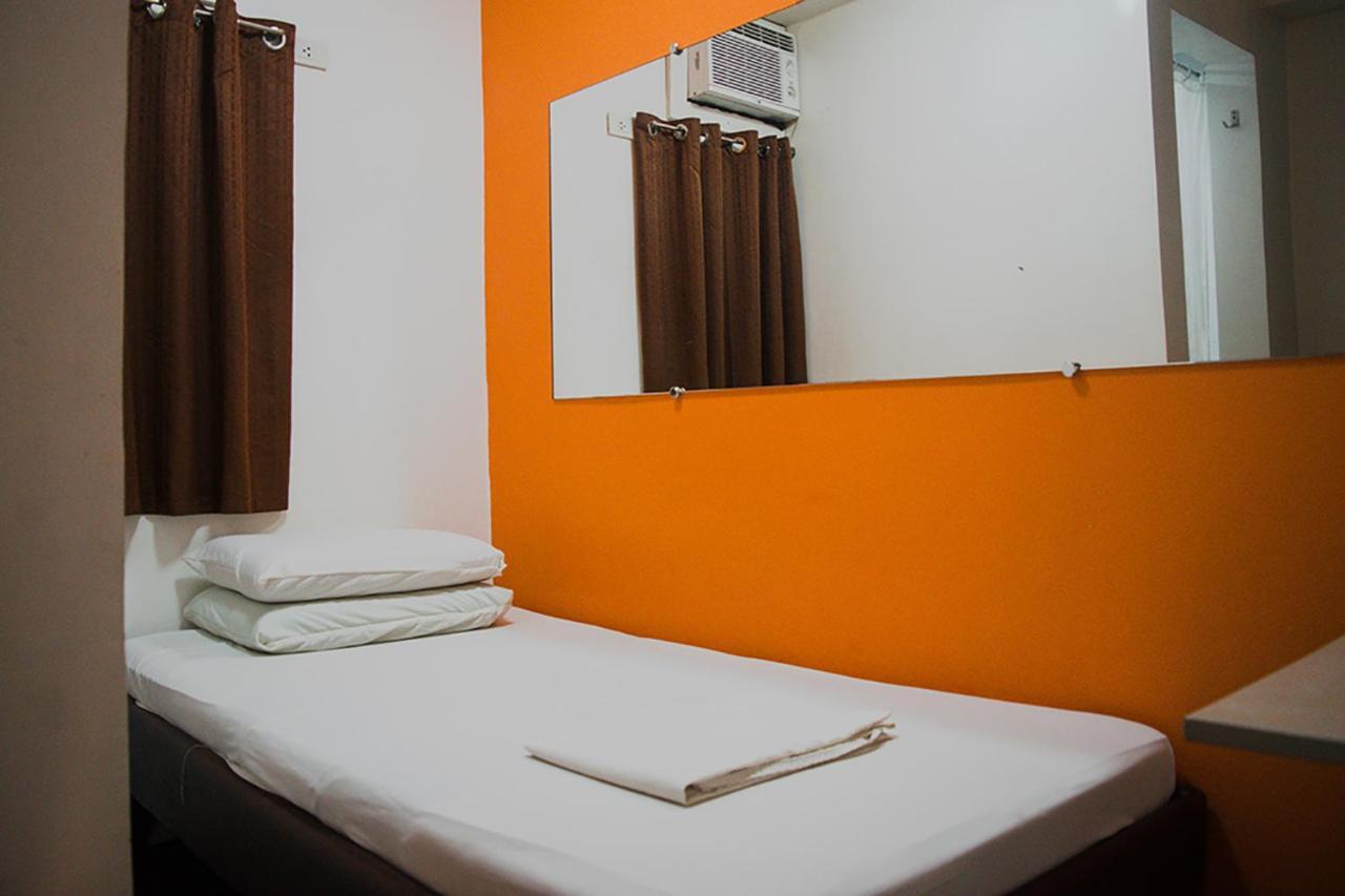 G-Galyx Inn Hotel Cagayan de Oro Phòng bức ảnh